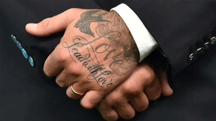 Hand Tattoos For Men: Stylish Timeless Designs Ideas