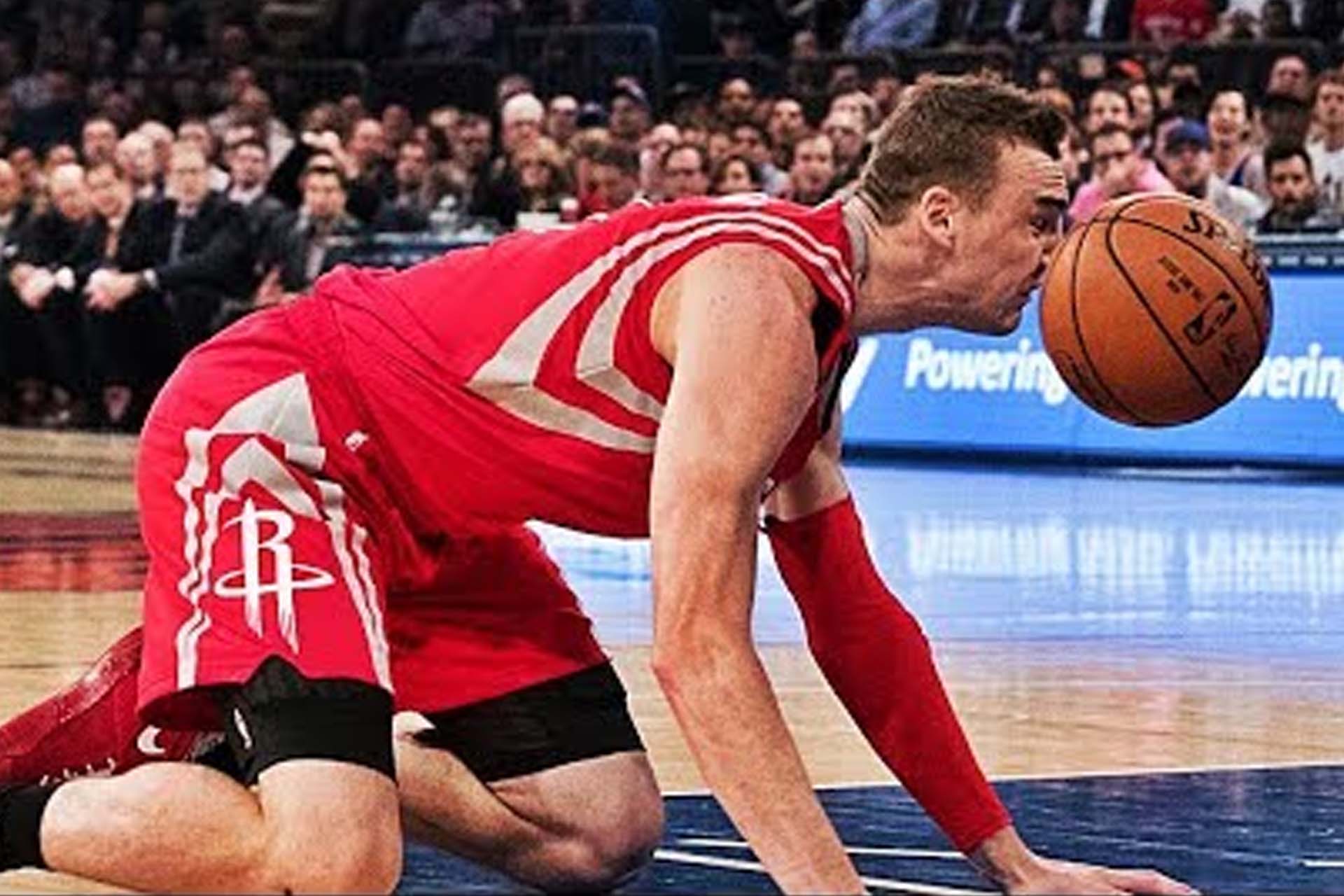 Embarrassing Sports Moments Athletes Wish You Would Forget