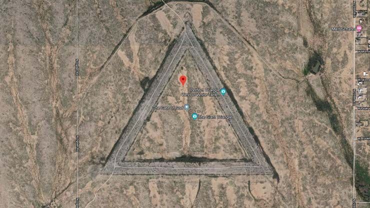 Giant Triangle   Google Maps Coordinates 33