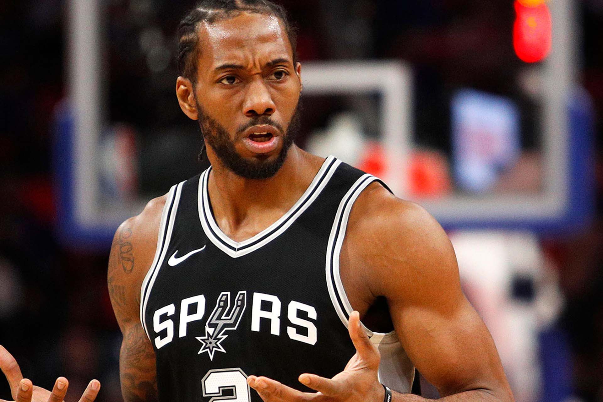 Pacers Trade Kawhi Leonard to Spurs for George Hill