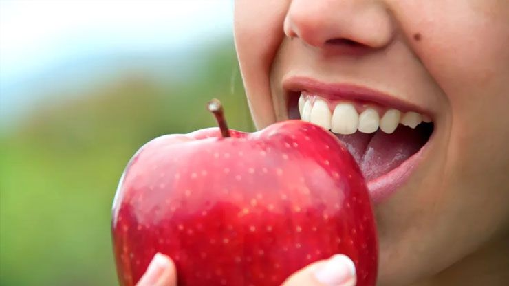 9 Healthy Foods Apple