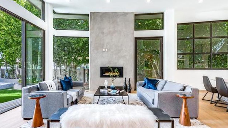 Danny Owns a LA Mansion