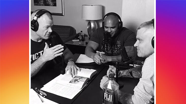 Jocko Willink Wife Helen Willink Runs Her Husband s Business