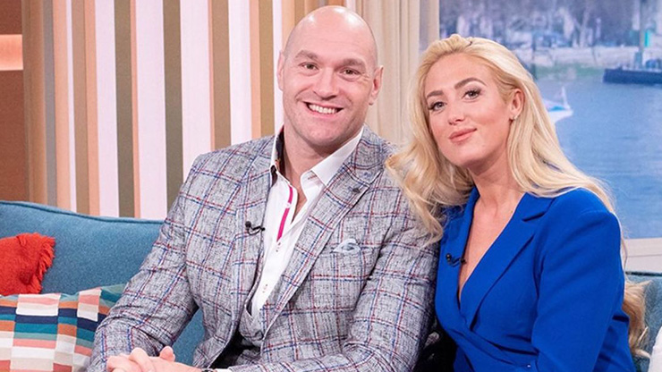 Tyson Fury Paris Fury 2
