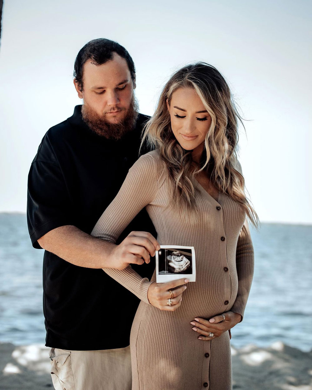 Luke Combs and His Wife Nicole Hocking s Fairytale Love Story 1