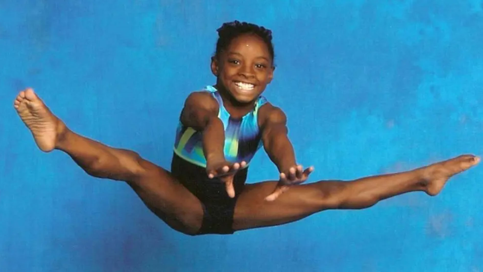 simone biles net worth_ce41c11f 8ab8 4cfe 9f0d 81866b03d926