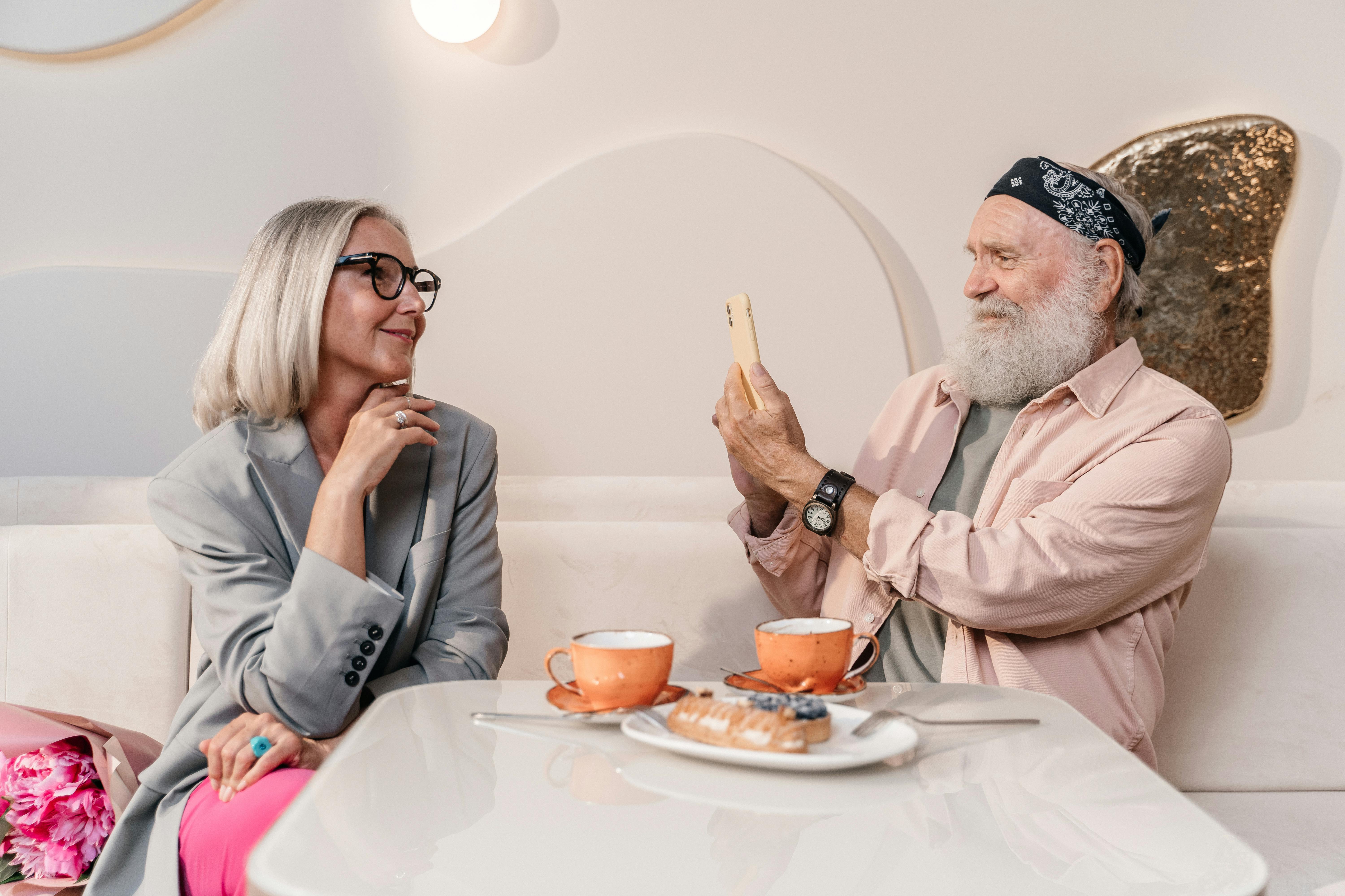 Why Senior Speed Dating Is Gaining Popularity—and How It Can Help You Reconnect