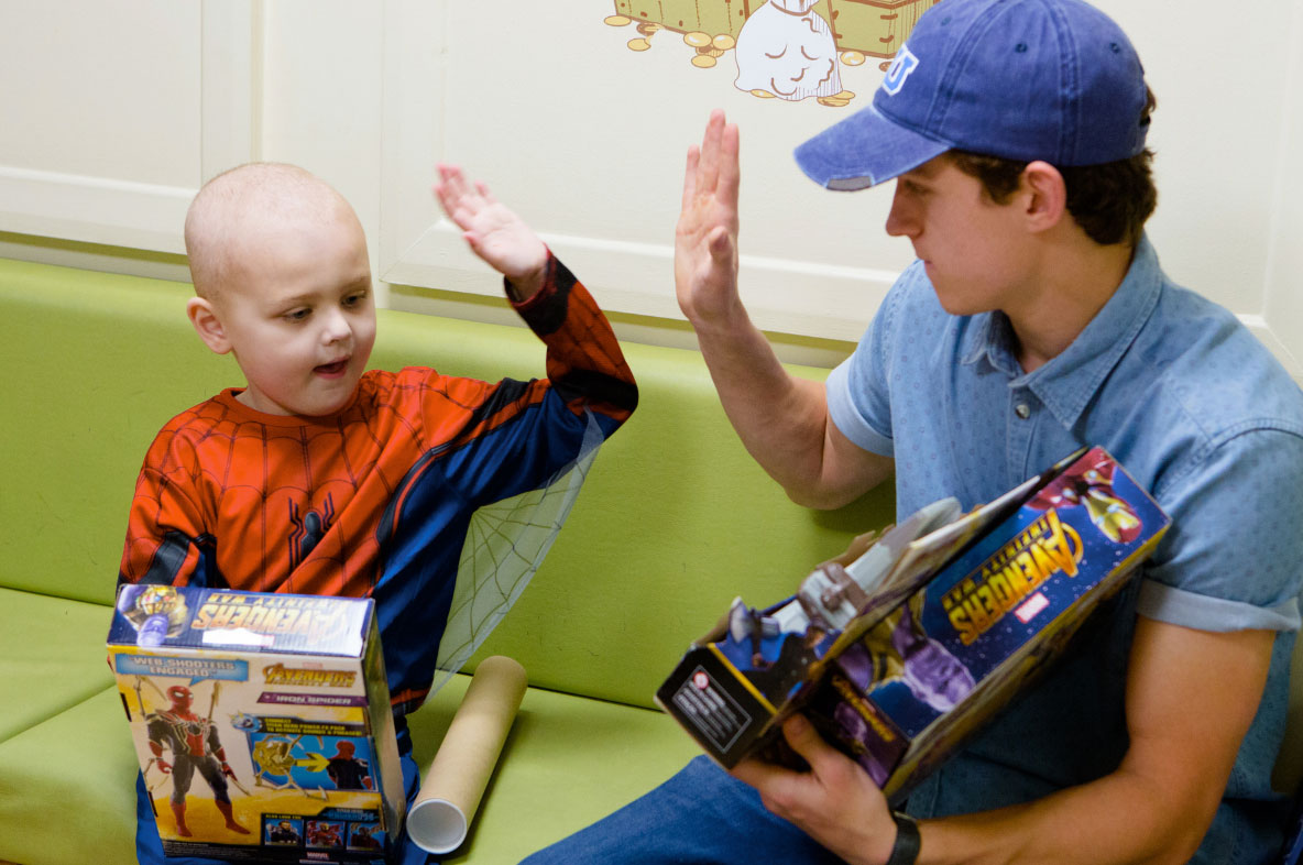 tom holland net worth_5d00007e 6590 455f 8839 ce8964769bd9