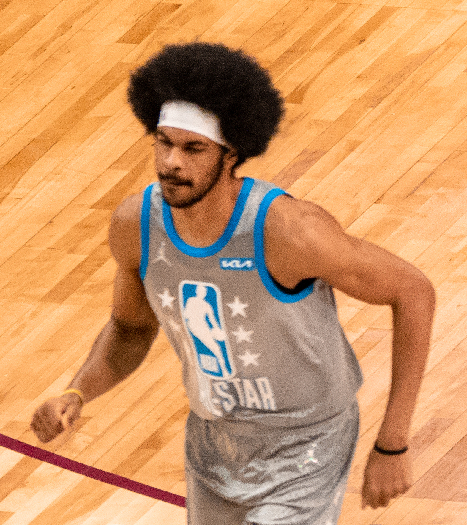 1777903646296_Jarrett_Allen_2022_NBA_All Star