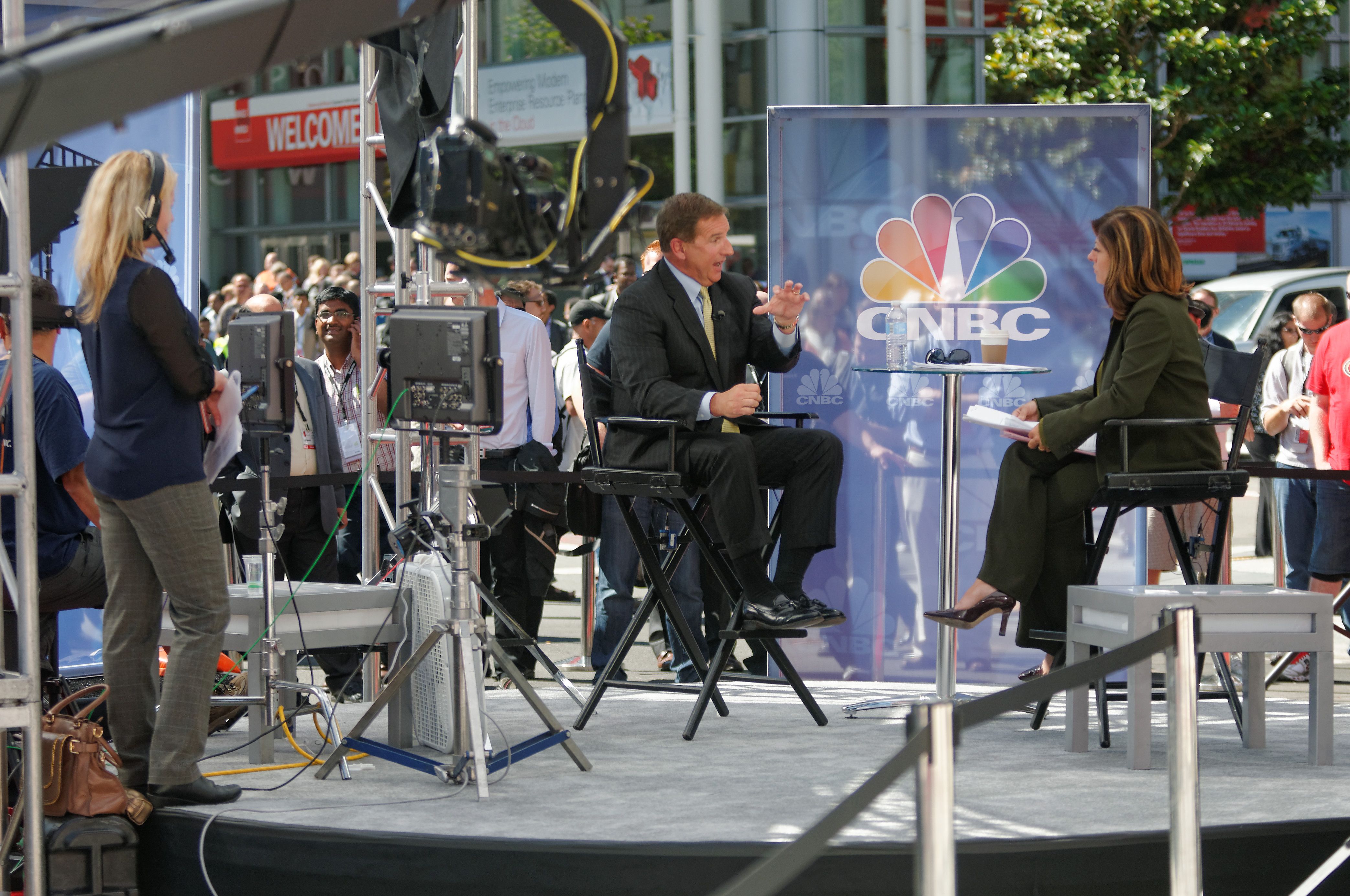 1788532122742_Mark_Hurd_talks_to_Maria_Bartiromo
